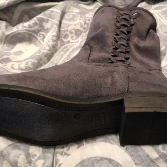 Dolce boots brand new w/o tags - Picture 3 of 3